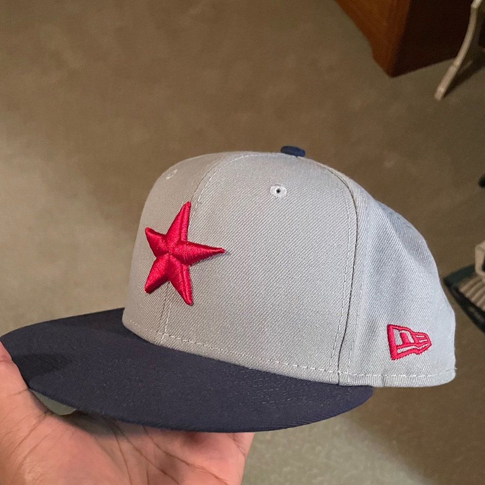 New Era fitted baseball hat